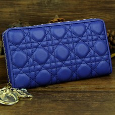Portafoglio Lady Dior Escaped in pelle di pecora D0082 blu Portafoglio Lady Dior Escaped in pelle di pecora D0082 blu
