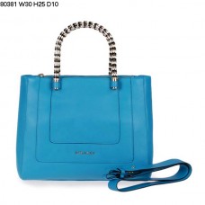 Borsa a mano Bvlgari Serpenti Ferrari in pelle azzurra, modello 80381 Borsa a mano Bvlgari Serpenti Ferrari in pelle azzurra, modello 80381