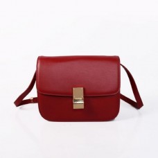 Borsa Celine Classic Box in pelle di vitello con patta, colore vino Borsa Celine Classic Box in pelle di vitello con patta, colore vino