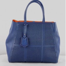 Borsa Fendi 2Jours in pelle Saffiiano blu con chiusura a bullone