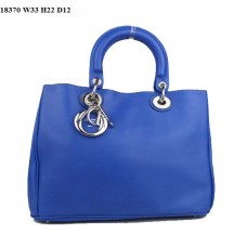 Borsa media Dior Diorissimo in pelle nappa blu zaffiro (finiture argentate) 18370