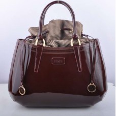 Borsa grande Fendi B Fab in pelle verniciata rosso scuro con manico superiore