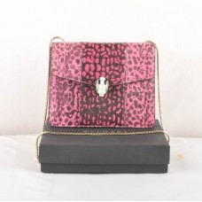 Borsa a tracolla Bvlgari Serpenti in pelle con venature di serpente, rossa, modello 605 Borsa a tracolla Bvlgari Serpenti in pelle con venature di serpente, rossa, modello 605