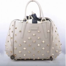 Borsa Fendi B Fab grande con manico superiore in pelle bianca e dettagli gioiello dorati. Borsa Fendi B Fab grande con manico superiore in pelle bianca e dettagli gioiello dorati.