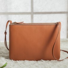 Borsa a tracolla Celine Large Trio in pelle di vitello marrone Borsa a tracolla Celine Large Trio in pelle di vitello marrone
