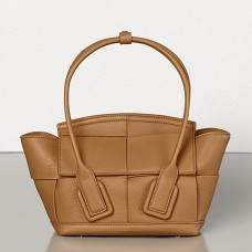 Bottega Veneta Mini Arco 29 Bag In Caramel Grained Calfskin