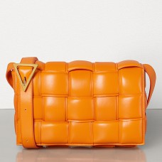 Borsa a cassetta imbottita Bottega Veneta in pelle di vitello arancione