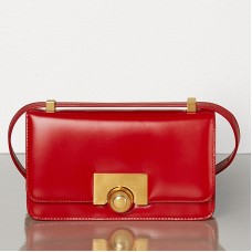Borsa Bottega Veneta Mini BV Classic in pelle di vitello rossa Borsa Bottega Veneta Mini BV Classic in pelle di vitello rossa