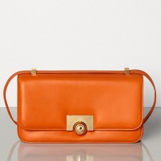 Borsa Bottega Veneta BV Classic in pelle di vitello francese arancione. Borsa Bottega Veneta BV Classic in pelle di vitello francese arancione.