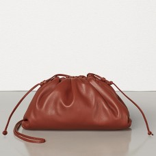 Pochette Bottega Veneta The Pouch 20 in pelle di vitello color ruggine