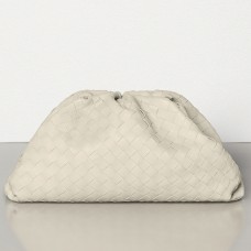 Bottega Veneta Pouch Clutch In Pelle Intrecciata Gesso Bottega Veneta Pouch Clutch In Pelle Intrecciata Gesso