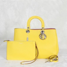 Borsa Dior Diorissimo Jumbo gialla in pelle di litchi importata (dettagli argentati) 602 Borsa Dior Diorissimo Jumbo gialla in pelle di litchi importata (dettagli argentati) 602
