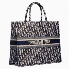 Borsa a libro Dior ricamata in tela obliqua
