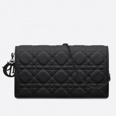 Pochette Dior Lady Dior Ultra nera con catena