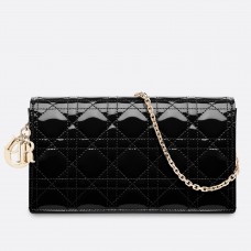 Pochette Lady Dior con catena in vernice nera Pochette Lady Dior con catena in vernice nera