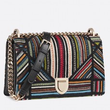 Borsa Dior Diorama in tela ricamata con strisce multicolore