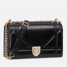 Borsa Dior Diorama in pelle di agnello nera con grande motivo cannage