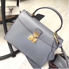 Borsa tote Dior DiorAddict in pelle di vitello azzurra.