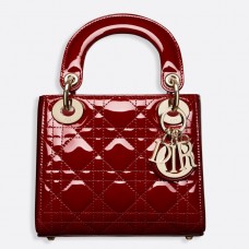 Mini borsa Lady Dior in vernice rossa con catena Mini borsa Lady Dior in vernice rossa con catena