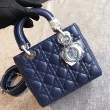 Borsa Dior My Lady Dior in pelle di agnello color zaffiro. Borsa Dior My Lady Dior in pelle di agnello color zaffiro.