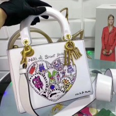 Borsa Lady Dior media con stampa a cuore Niki De Saint Phalle Borsa Lady Dior media con stampa a cuore Niki De Saint Phalle