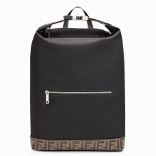 Zaino rettangolare Fendi in nylon nero